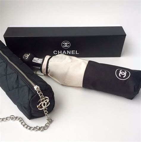 chanel umbrella 2018